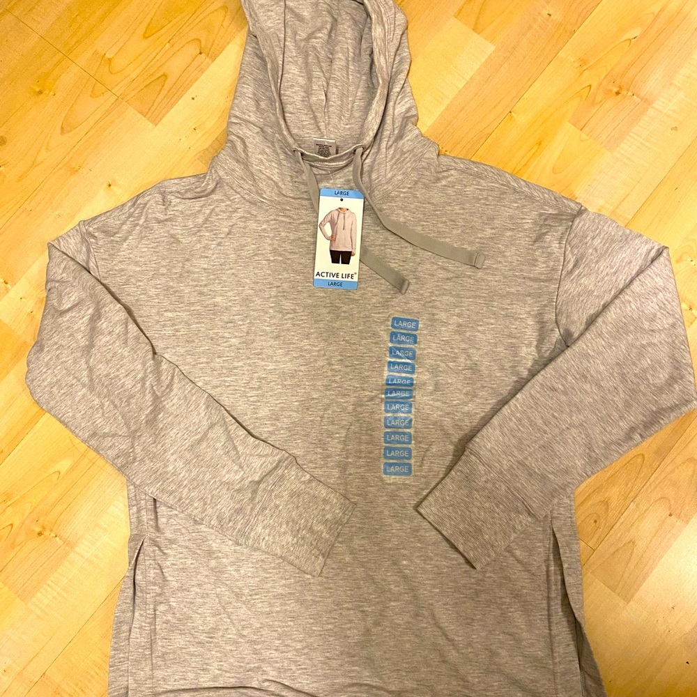 Large active life long tee with hood. NEW